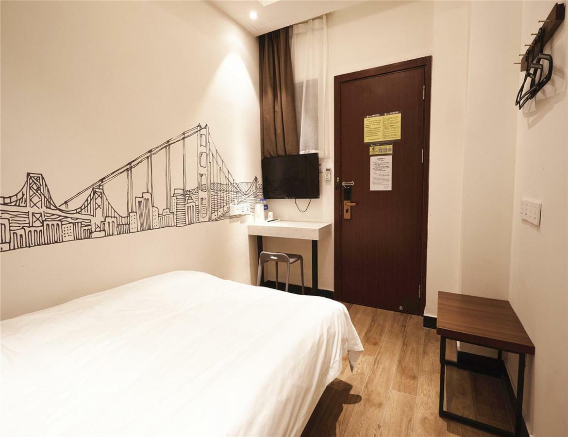 Meego Yes Hotel Şanghay Dış mekan fotoğraf