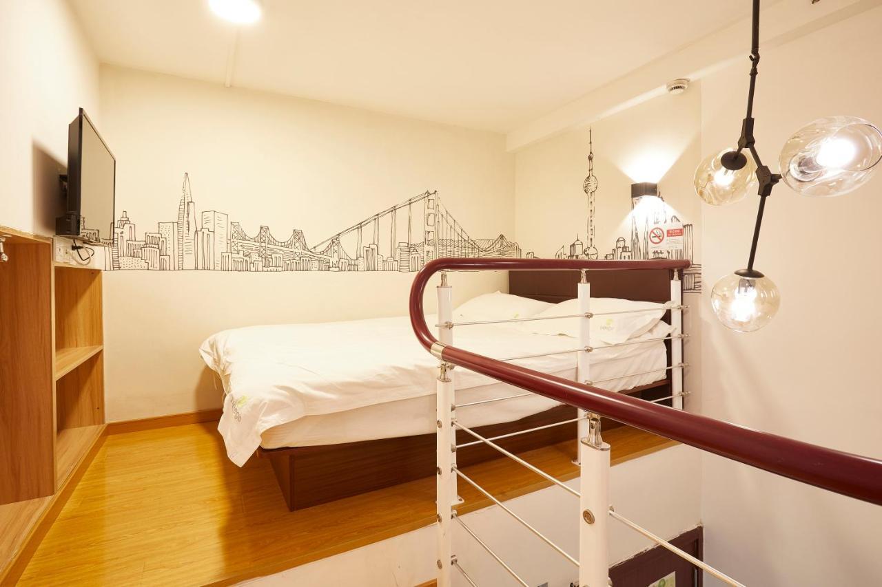 Meego Yes Hotel Şanghay Dış mekan fotoğraf