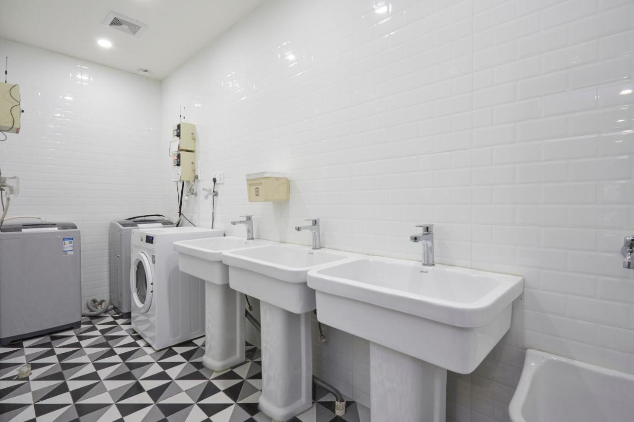 Meego Yes Hotel Şanghay Dış mekan fotoğraf
